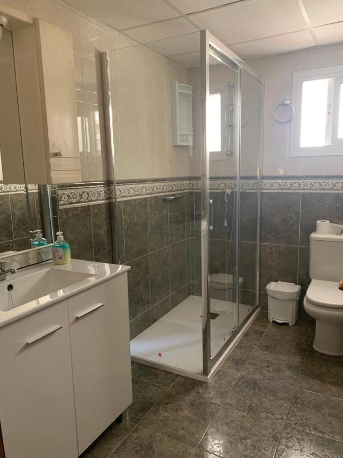 Апартаменты Apartamento Angelinma Малага Экстерьер фото