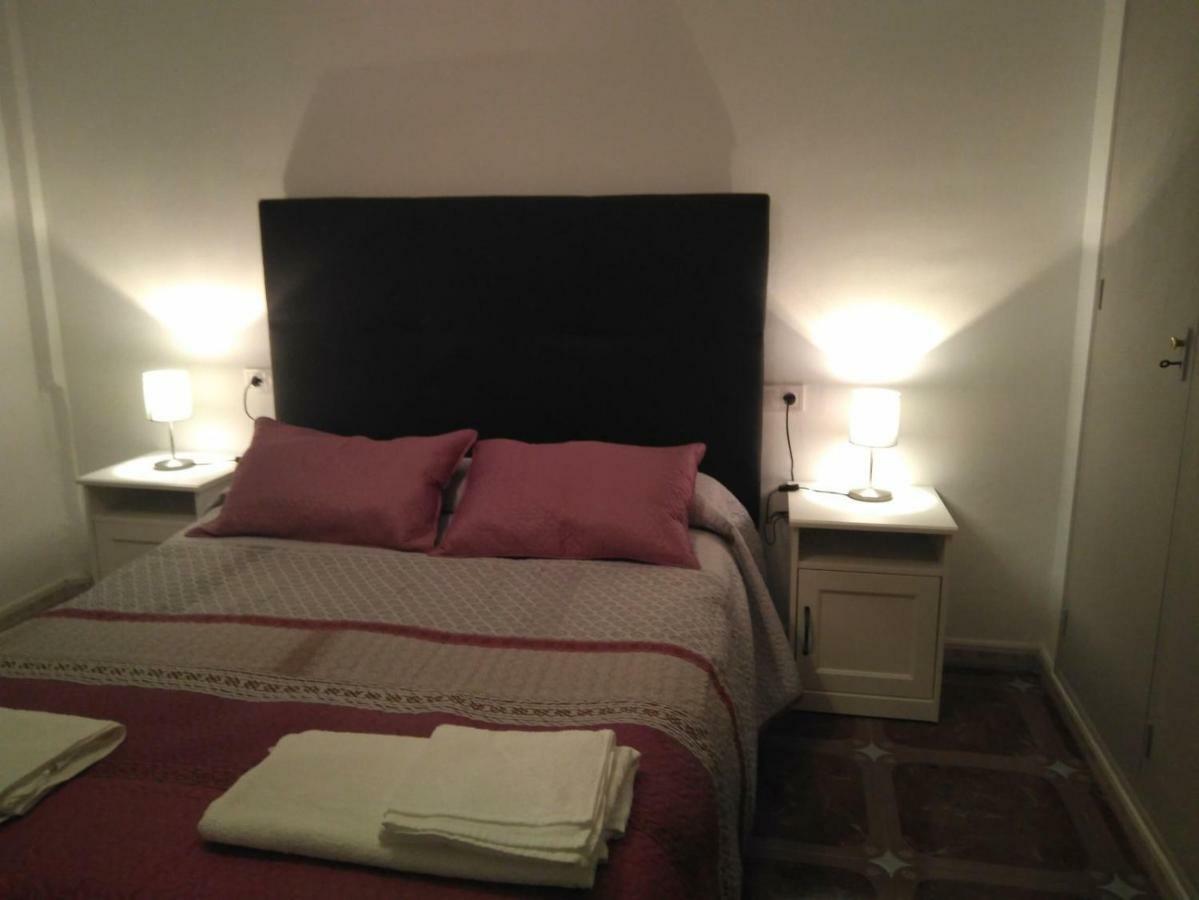 Апартаменты Apartamento Angelinma Малага Экстерьер фото