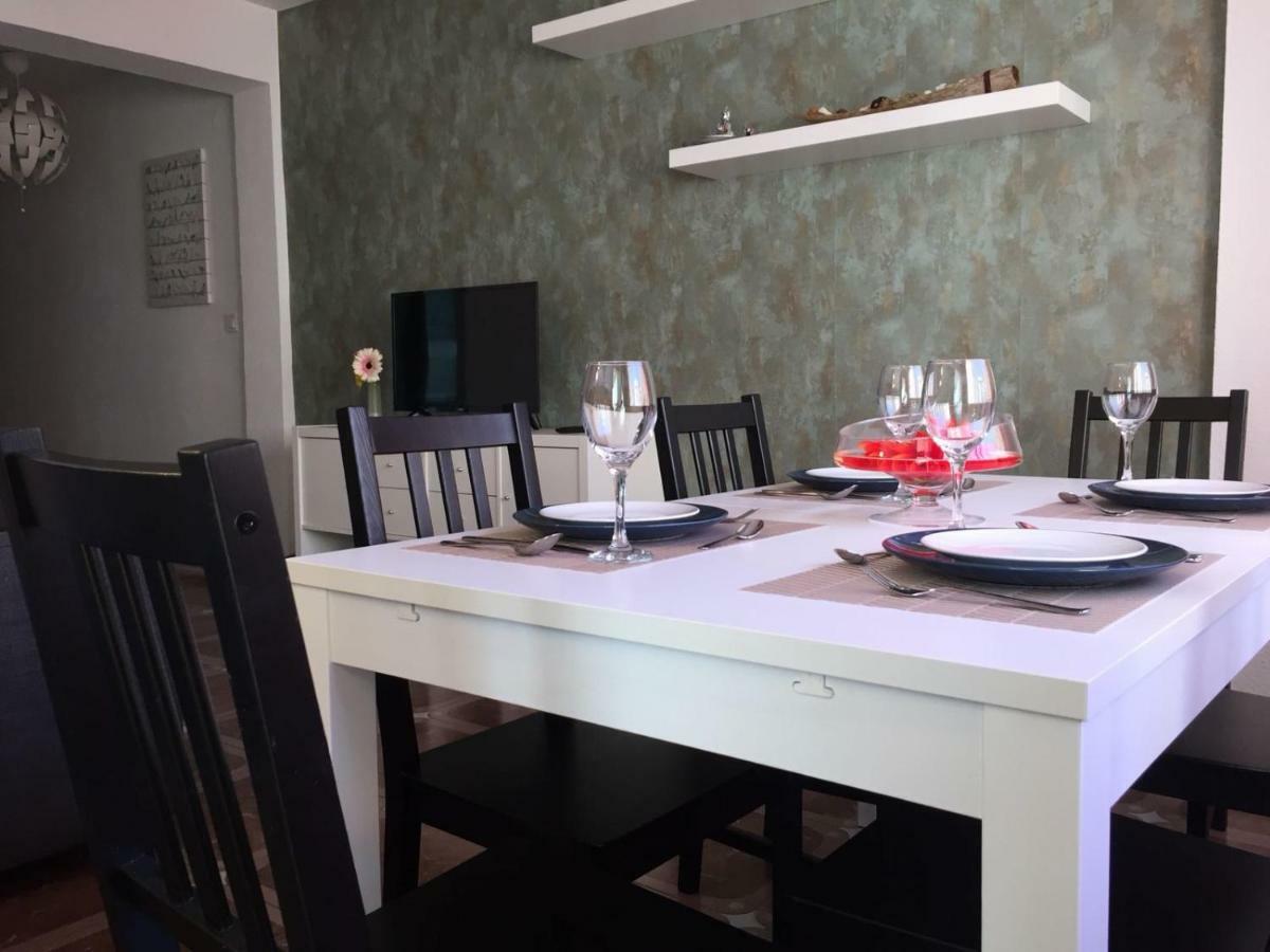 Апартаменты Apartamento Angelinma Малага Экстерьер фото